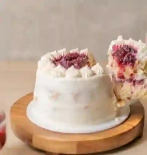 Torta Torta de 3 Leches con Frutos Rojos
