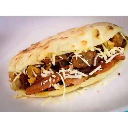 Arepa Especial de Carne-huevo