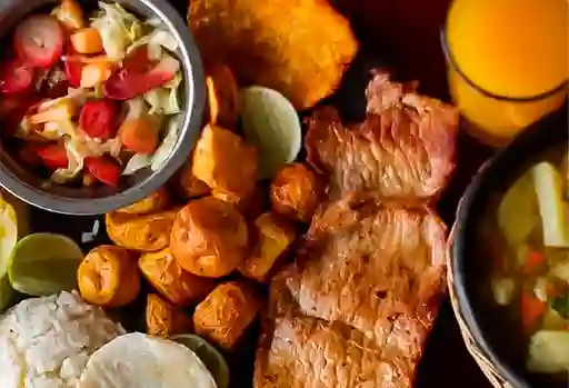 Menú Cerdo a la Plancha