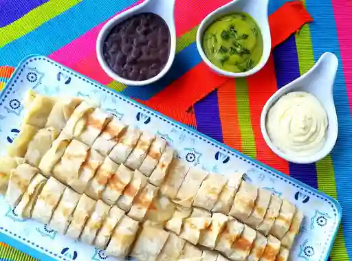 Flautas Tex-mex con Queso