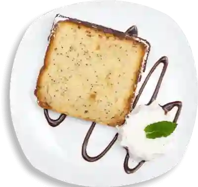 Torta de Amapola con Helado de Vainilla