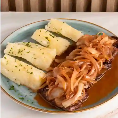 Lomo Encebollado