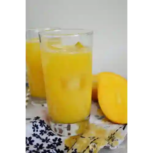 Jugo de Mango en Agua