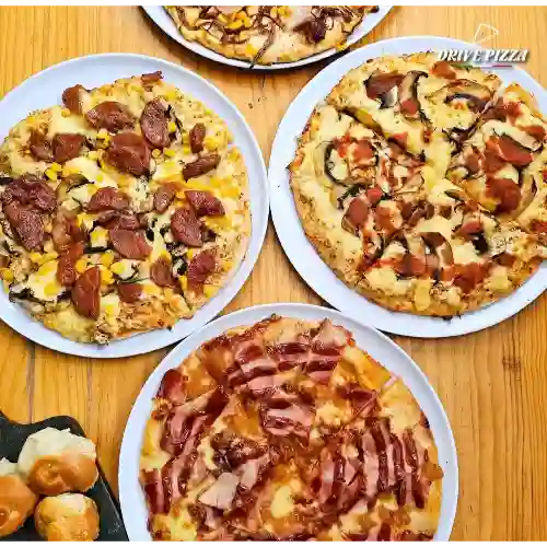 Pizzeta Tres Carnes