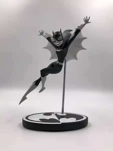 DC Comic S Figura Coleccionable Batgirl Black And White 2107/5000