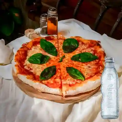 Combo Pizza Margarita + Bretaña 269 ml