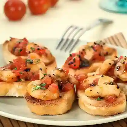 Bruschettas con camaones