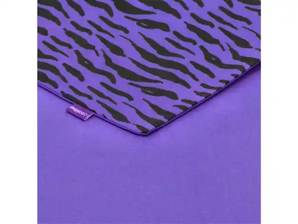 Cojín Con Joven Morado 30 x 60 Casaideas