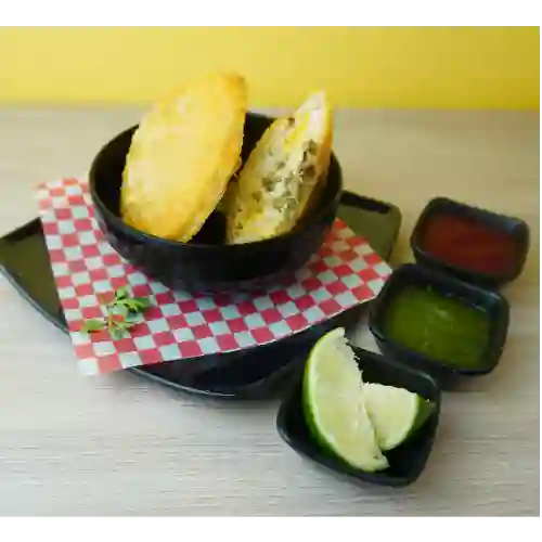 Arepa de Huevo con Carne