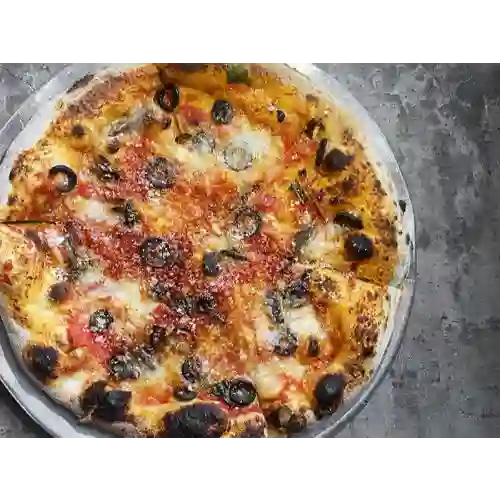 Pizza Puttanesca