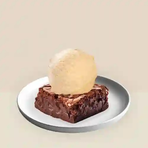 Brownie con Helado de Light de Nata