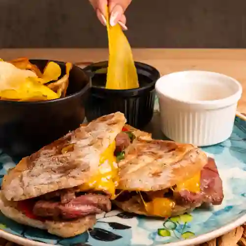 Steak Sándwich