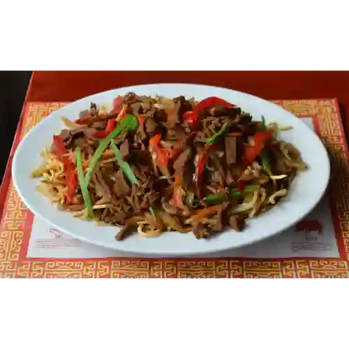 Chow Mein con Carne