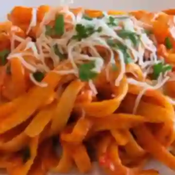 Fetuccini Napolitana