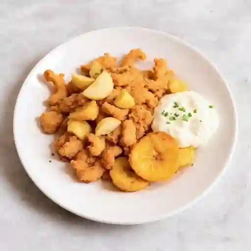Chicharrones con Patacón