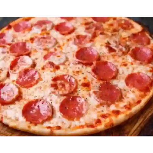 Pepperoni Mediana (8 Porciones)