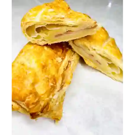 Pastelito de Jamón y Queso