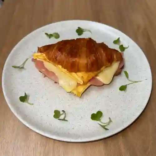 Croisssant Jamon, Queso y Huevo