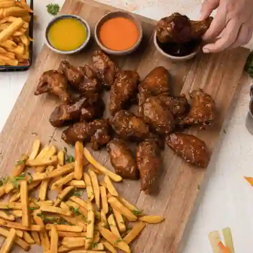 15 Piezas de Alas + Papas