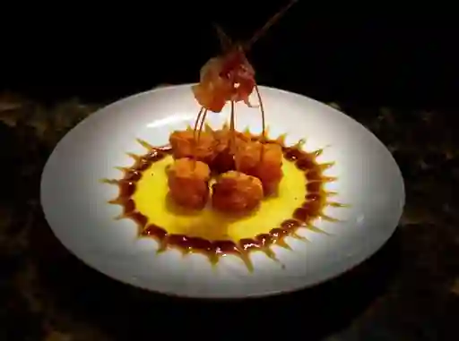 Salmón Crocante con Curry Rojo