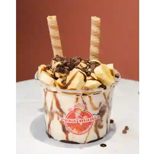 Fresas con crema y banano
