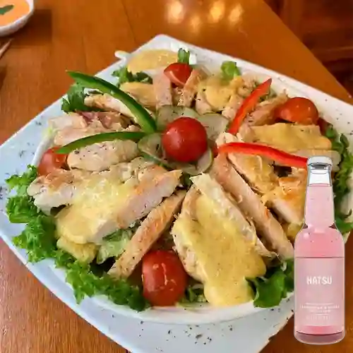 Combo Ensalada César +Hatsu Frambuesa&Rosas 300ml
