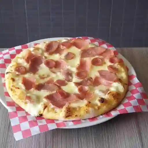 Pizza Carnes