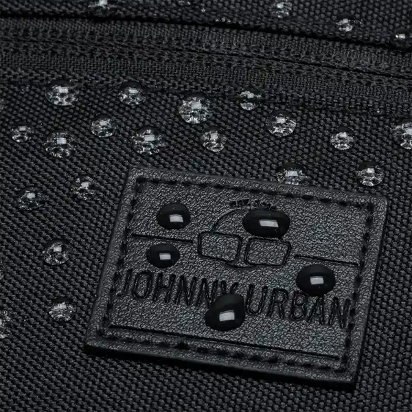 Johnny Urban Canguro Ben Negro