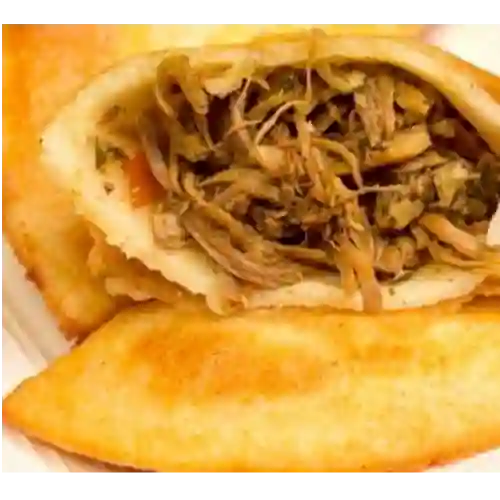 Empanada de Carne Desmechada Grande