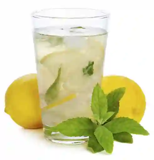Limonada de Hierba Buena