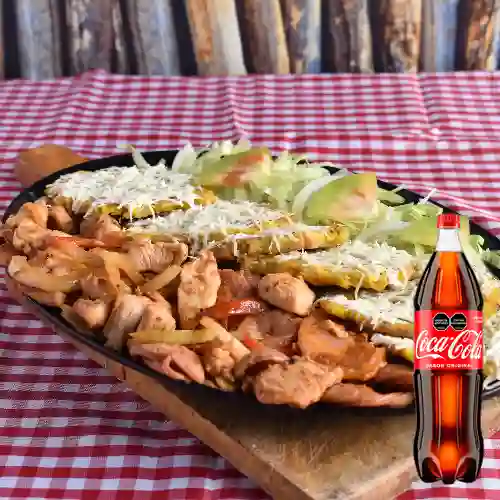 Combo Picada de 3 Carnes + Coca Cola Original 1.5 L