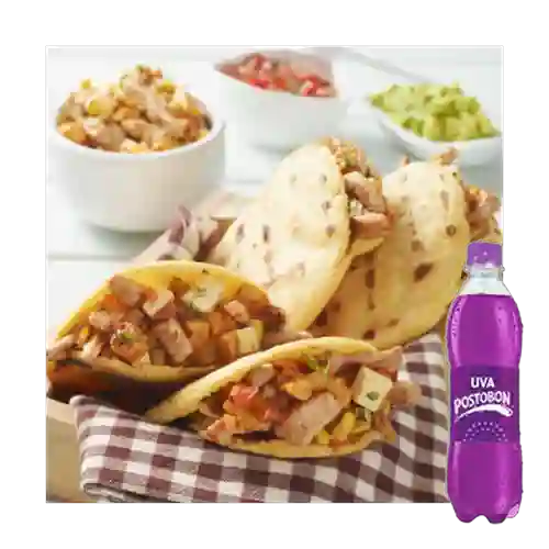 Combo Arepa Pollo Desmechado + Postobon Uva 400 ml