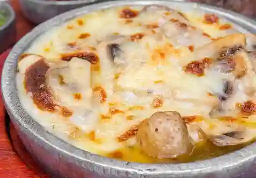 Cacerola de Champiñones Al Ajillo