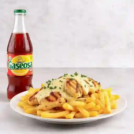 Salchipollo bechamel pers +gaseosa 250ml