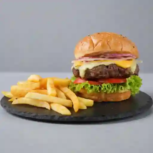 Combo Futbolero 2- 1/4 de Libra + Bebida