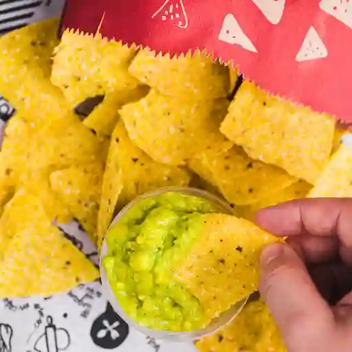 Nachos con Guacamole