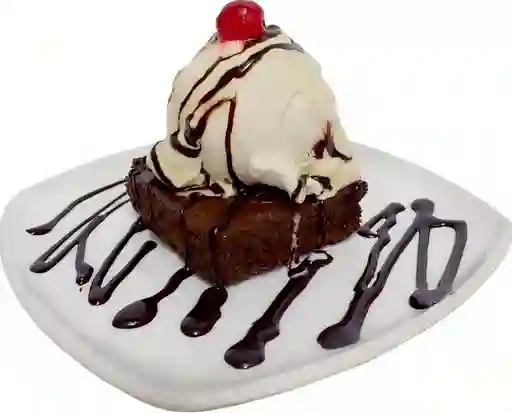 Brownie con Helado.