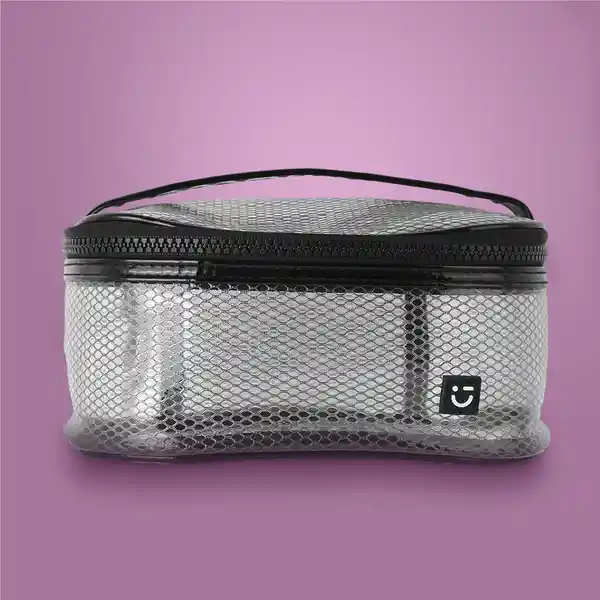 Cosmetiquera Plastificada Serie Miniso Negro Miniso