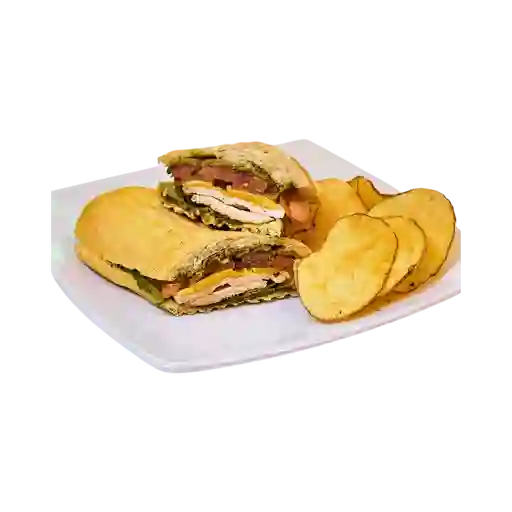 Sándwich de Pollo Al Pesto