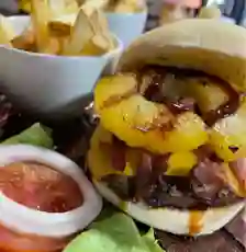 Combo Hamburguesa Tropical