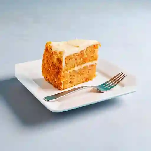 Porción de Torta de Zanahoria