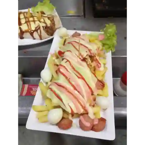 Salchipapa Americano Especial
