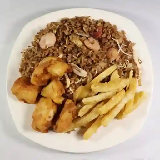 Arroz y Nuggets de Pollo + Francesa.