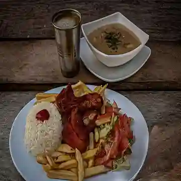 Ejecutivo con Costillitas BBQ