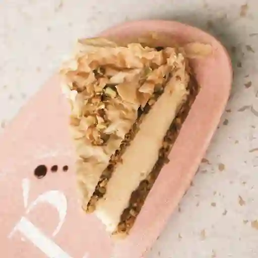 Cheesecake de baklava con pistachos