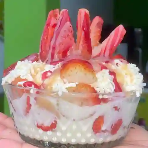 Fresas con Crema y Queso