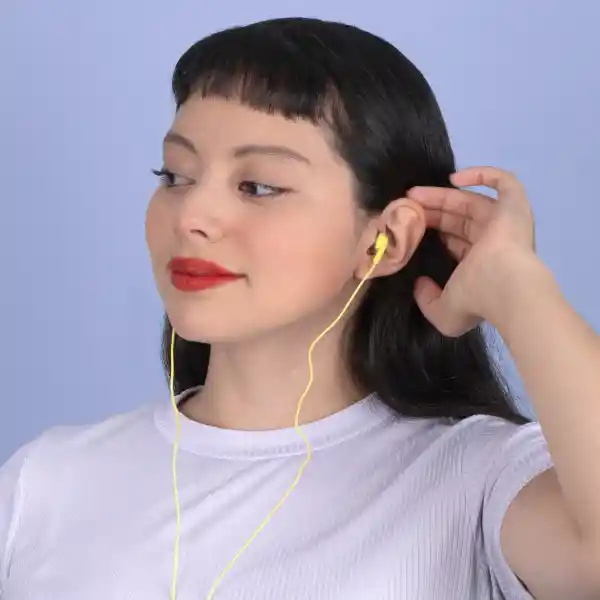 Audífonos Amarillo Modelo 22E14 Miniso