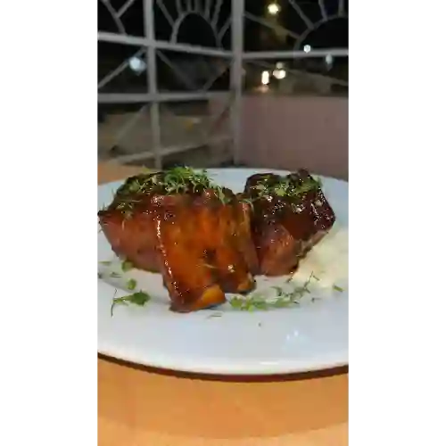 Costillas de Cerdo Al Corozo