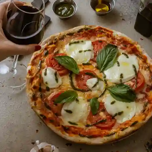 Pizza Caprese