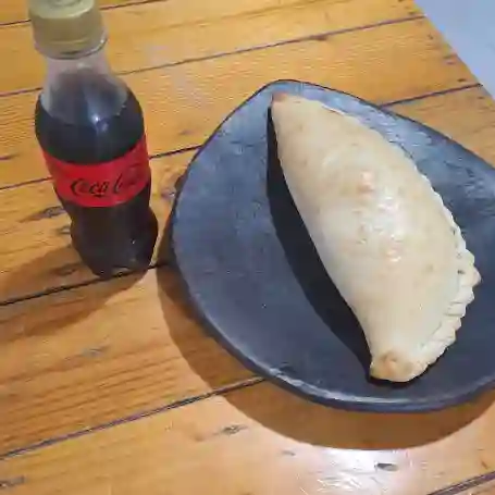 Calzone + Gaseosa